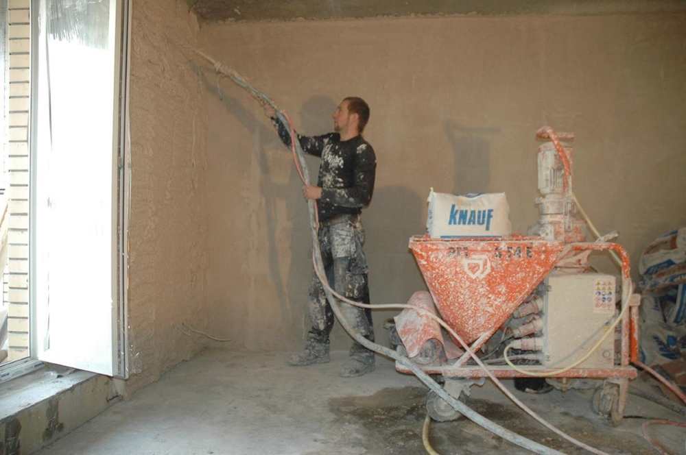 Технология наружной штукатурки с использованием гипсовой смеси